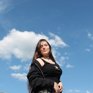 Meet your Posher, Skylyr